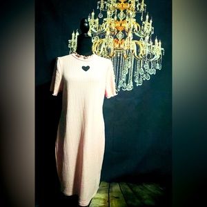 Pink bodycon dress with cutout heart